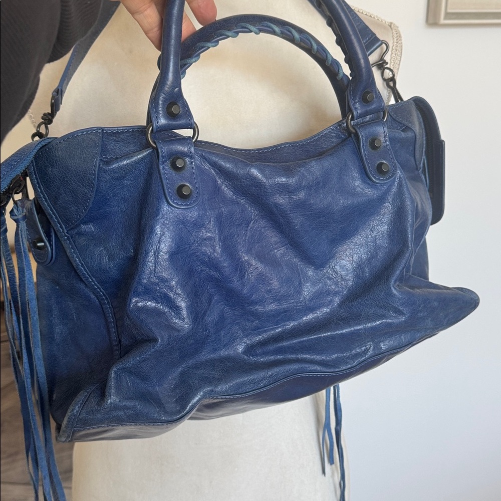 BALENCIAGA CLASSIC CITY FRINGED HANDBAG IN BLUE LEATHER 115748 - Picture 7 of 11